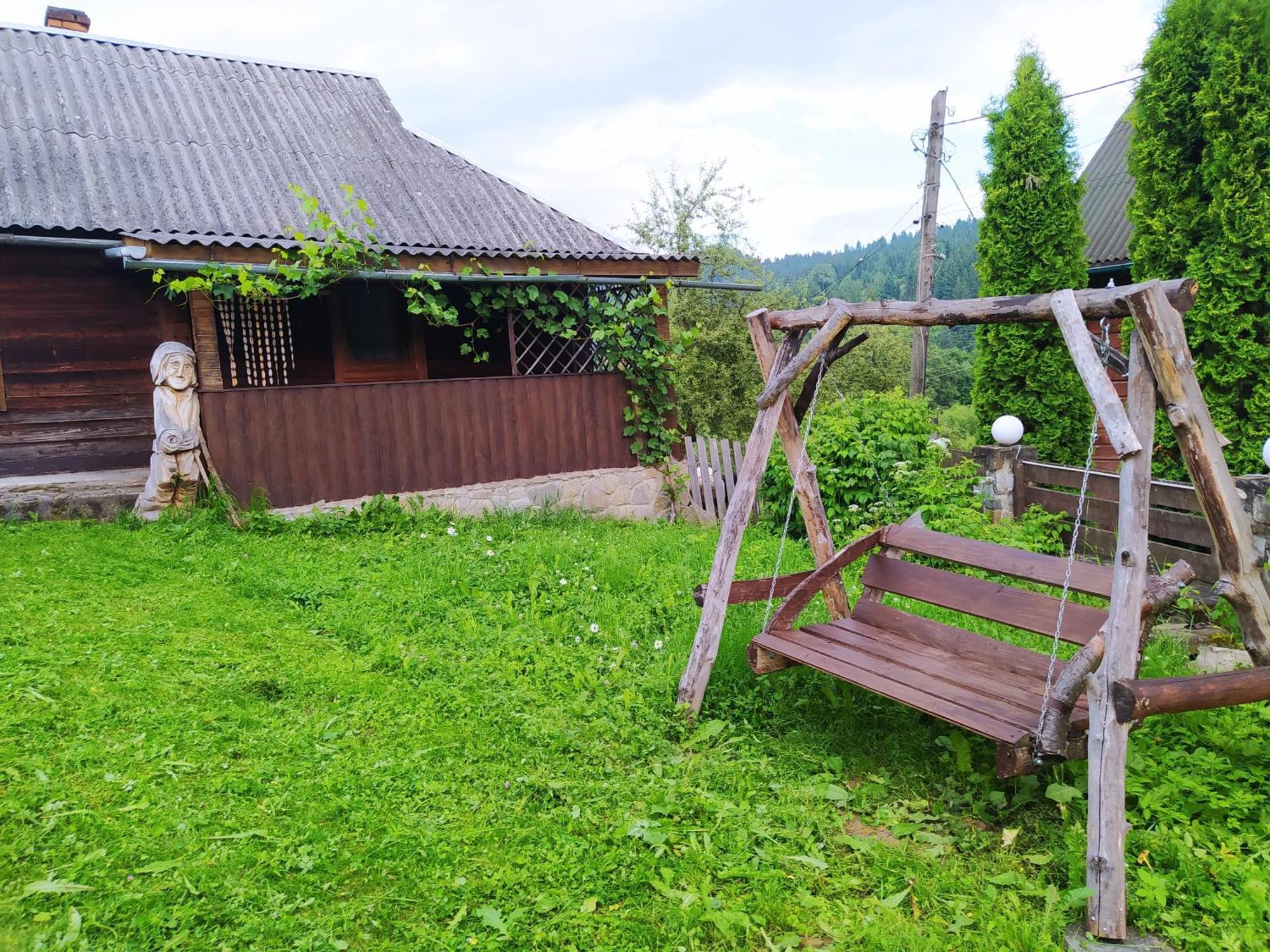 Starovitska Hata - Ethno-cottage Verkhovyna Esterno foto