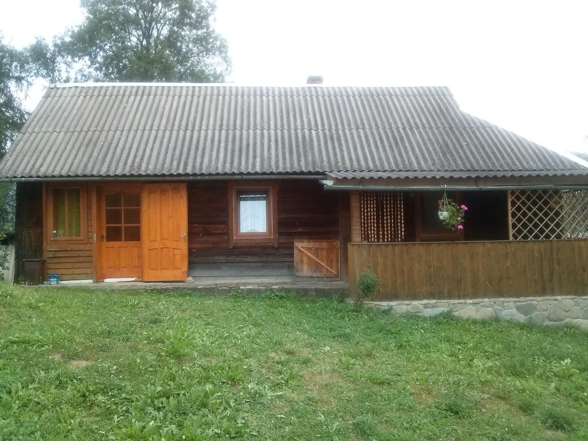 Starovitska Hata - Ethno-cottage Verkhovyna Esterno foto